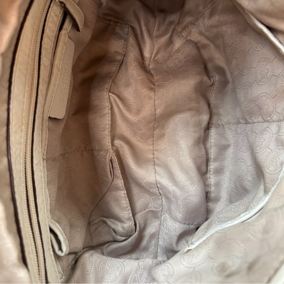 MICHAEL Michael Kors Cream White Pebbled Leather Shoulder Bag - Picture 5 of 16